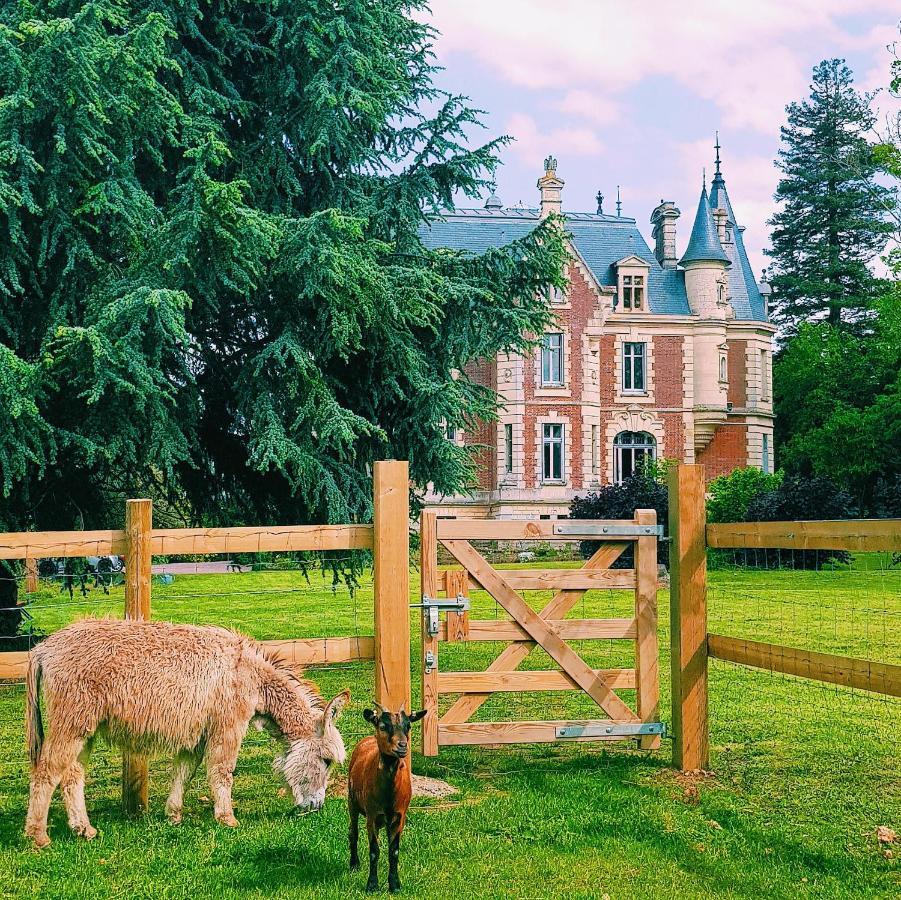 Chateau De Hieville Saint-Pierre-en-Auge Buitenkant foto