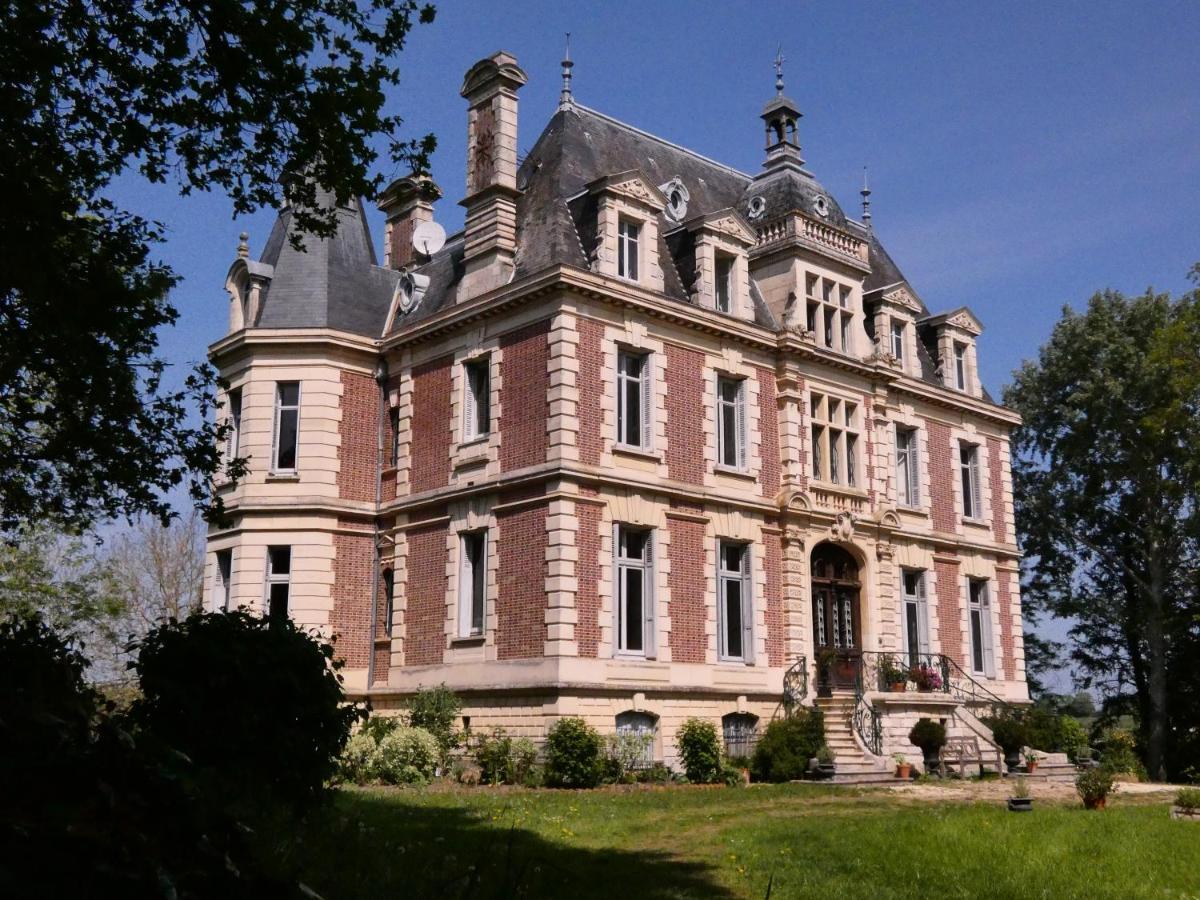 Chateau De Hieville Saint-Pierre-en-Auge Buitenkant foto
